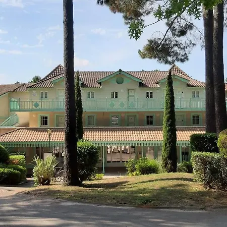 Entre Golf Et Ocean Pour 4 Personnes * Lacanau
